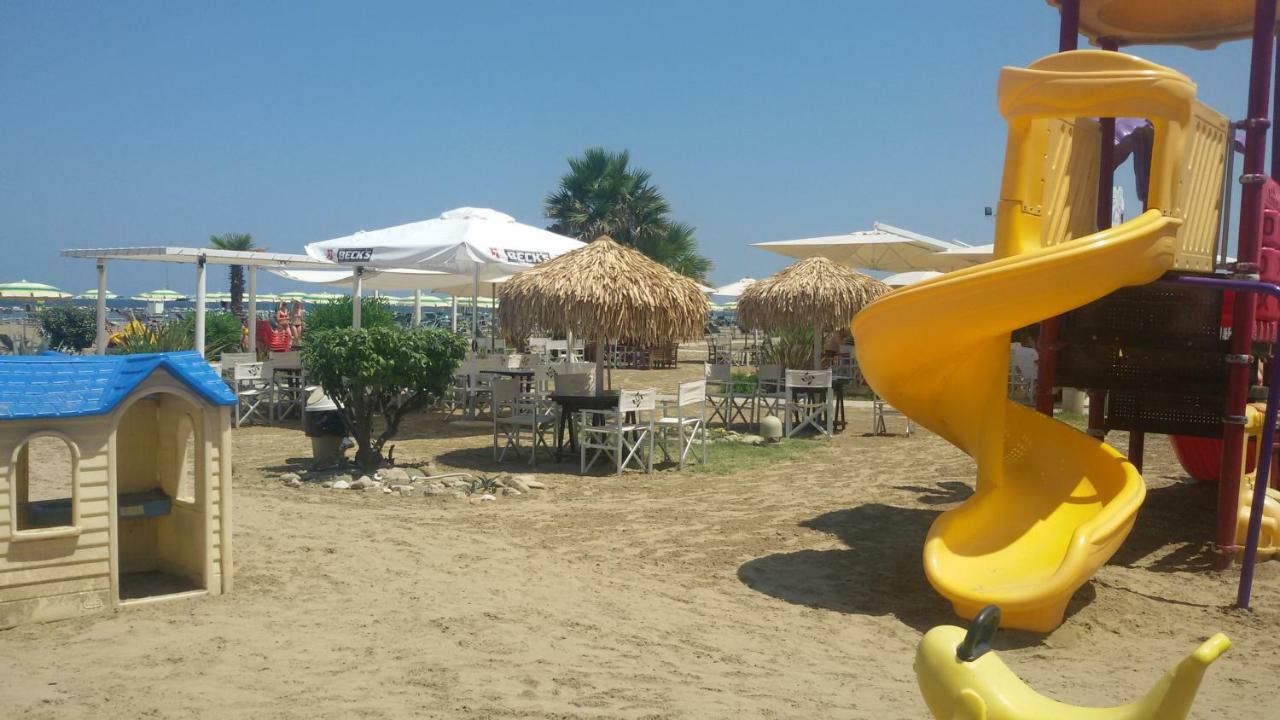 Domus Maris Viserba, Spiagge E Centro A 100 Mt, Promo Maggio Fiera Macfrut, Fieravicola, Expo Dental, Meeting Rimini Exteriör bild